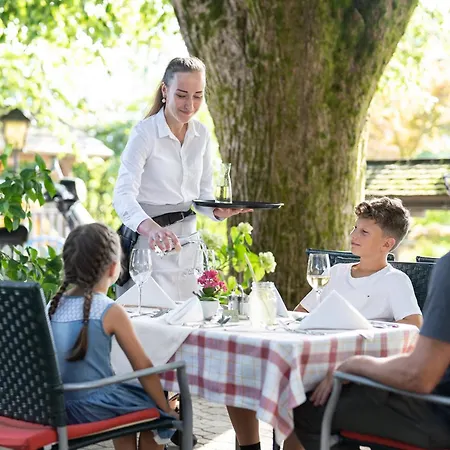 Aktivhotel Foettinger 4*