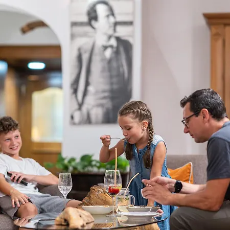 Seehotel Foettinger Steinbach am Attersee